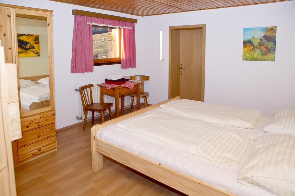Altes Almhaus Hotel Maria Lankowitz Pokój zdjęcie