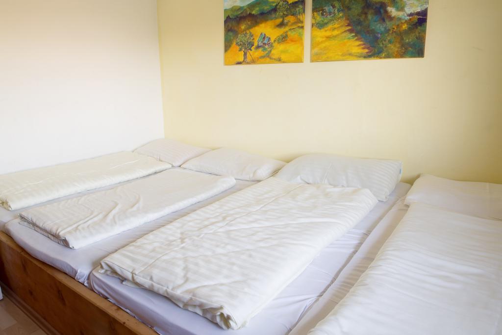 Altes Almhaus Hotel Maria Lankowitz Pokój zdjęcie