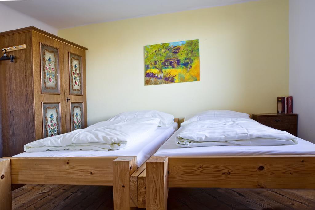 Altes Almhaus Hotel Maria Lankowitz Pokój zdjęcie