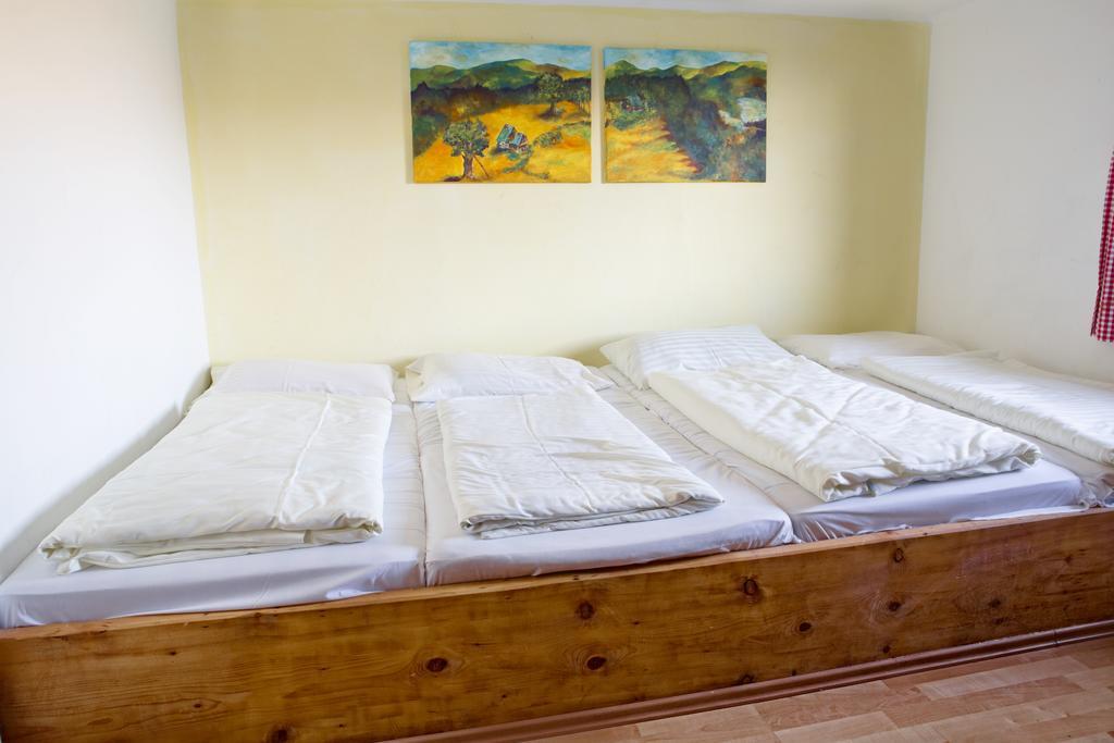 Altes Almhaus Hotel Maria Lankowitz Pokój zdjęcie